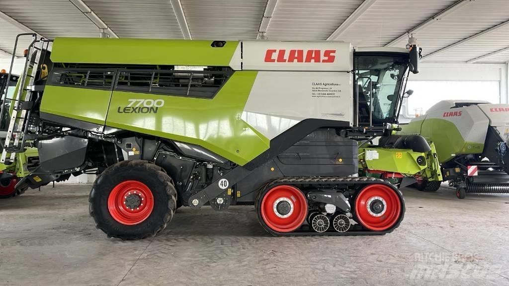 CLAAS LEXION 7700 TT Skurtreskere
