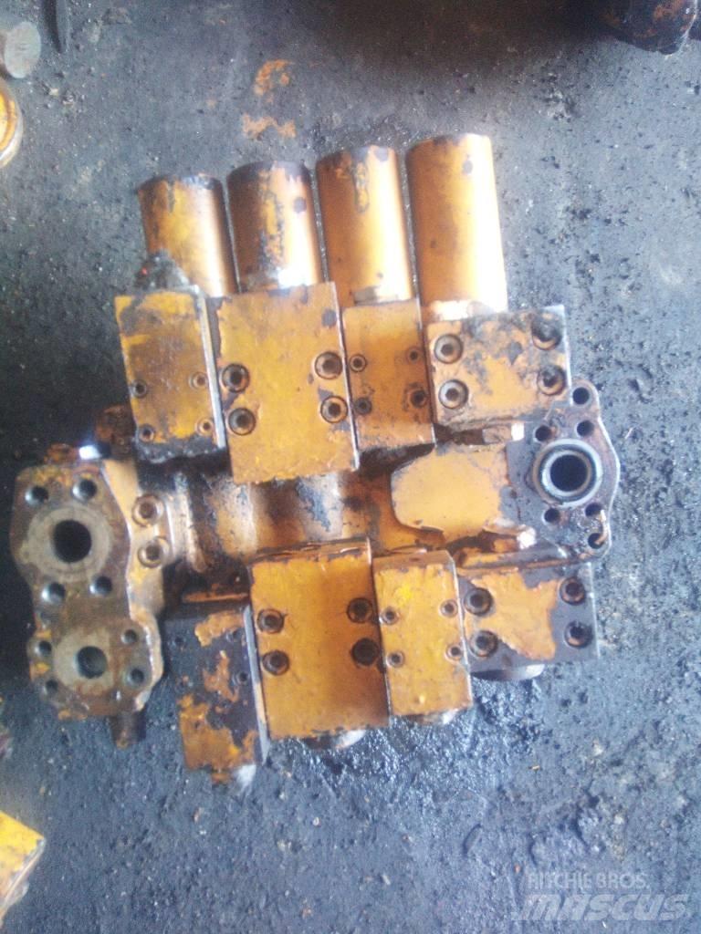 Liebherr R 942 LC Hydraulikk