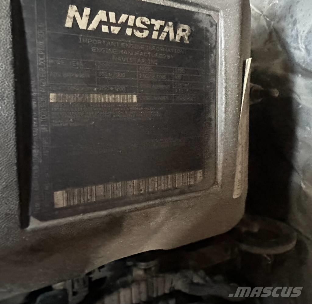 International 7400 Slamsugere