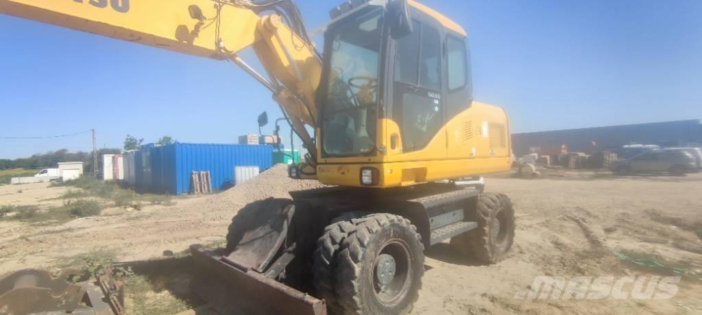 Komatsu PW 140-7 Hjulgravere