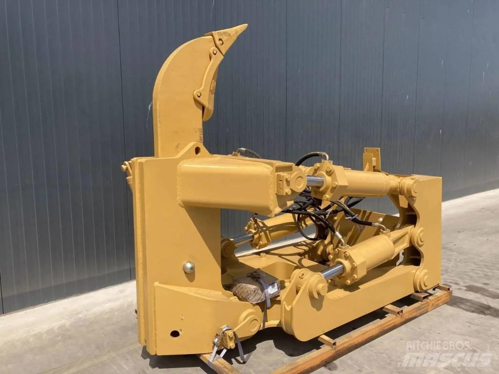 CAT D8T Rippere