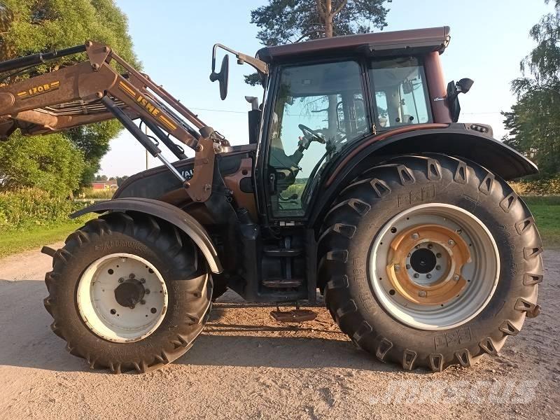 Valtra N 141 Traktorer