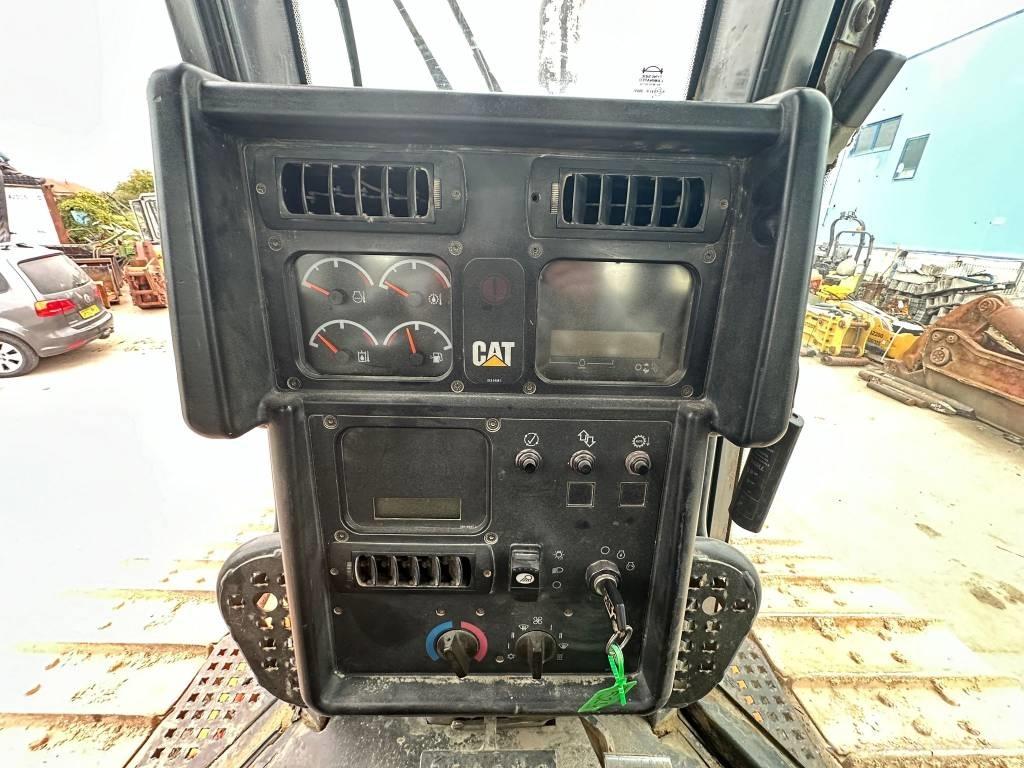 CAT D 6 N LGP Dozere Beltegående