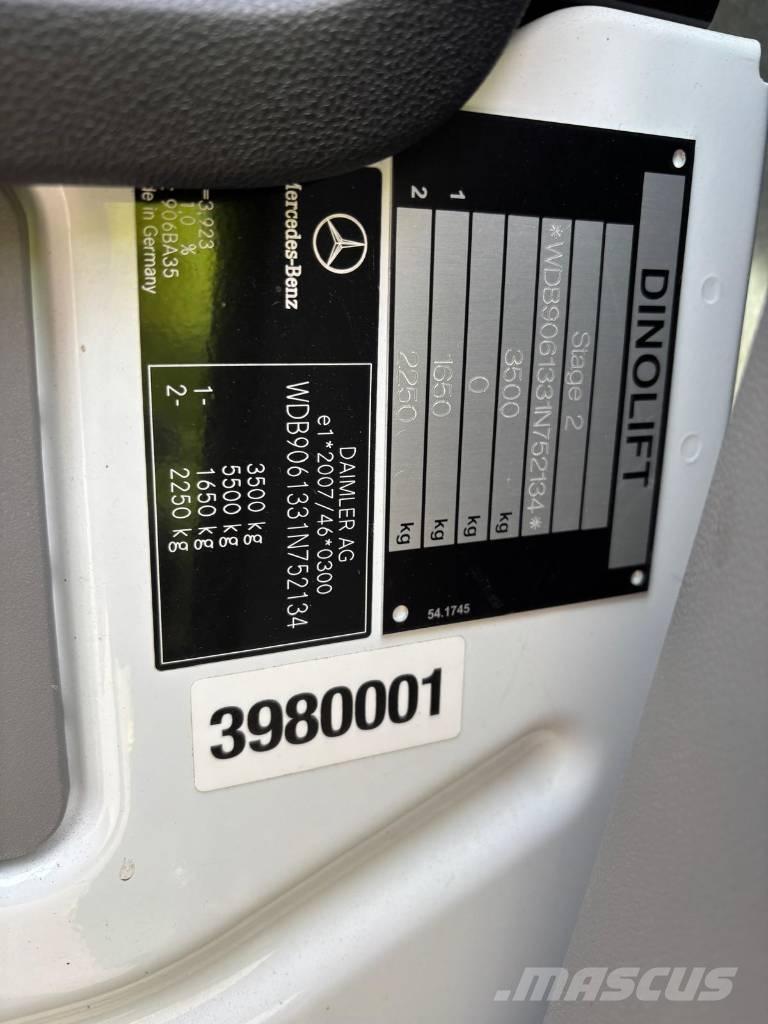 Dino 230 VT Bilmontert lift