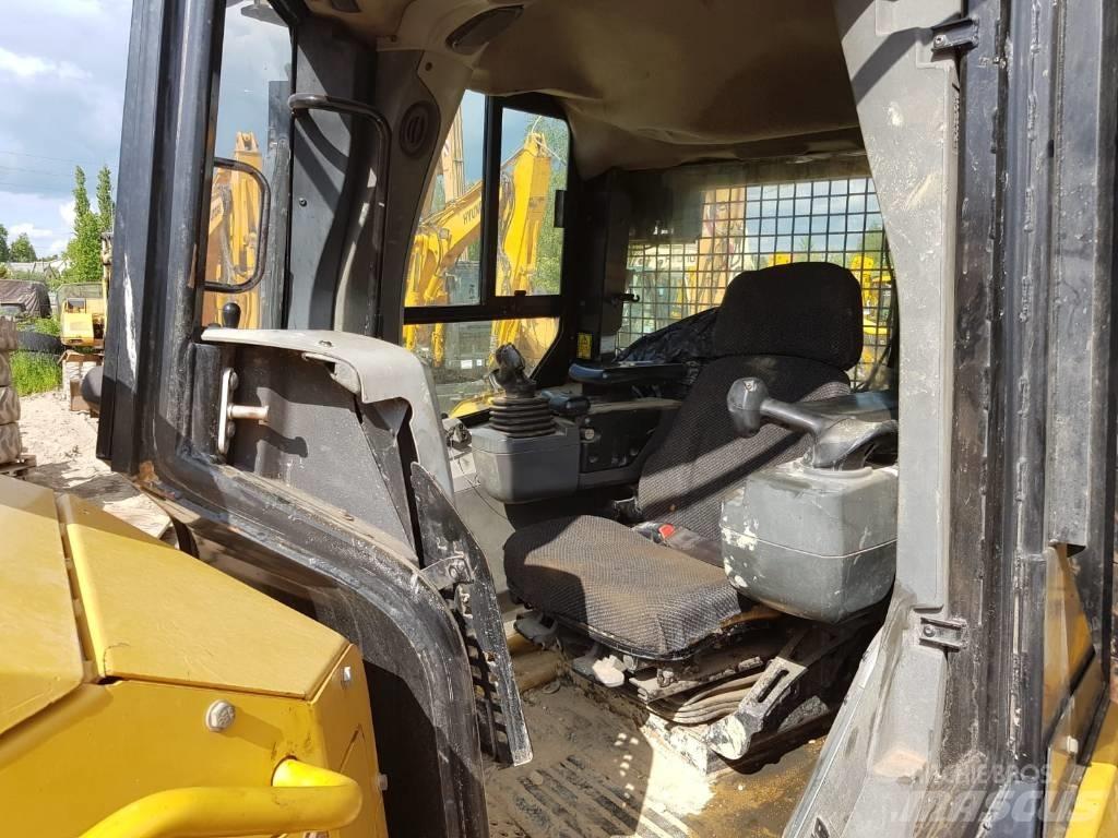 CAT D 7 E LGP Dozere Beltegående