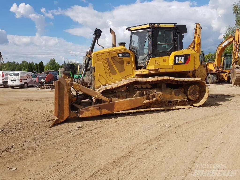 CAT D 7 E LGP Dozere Beltegående
