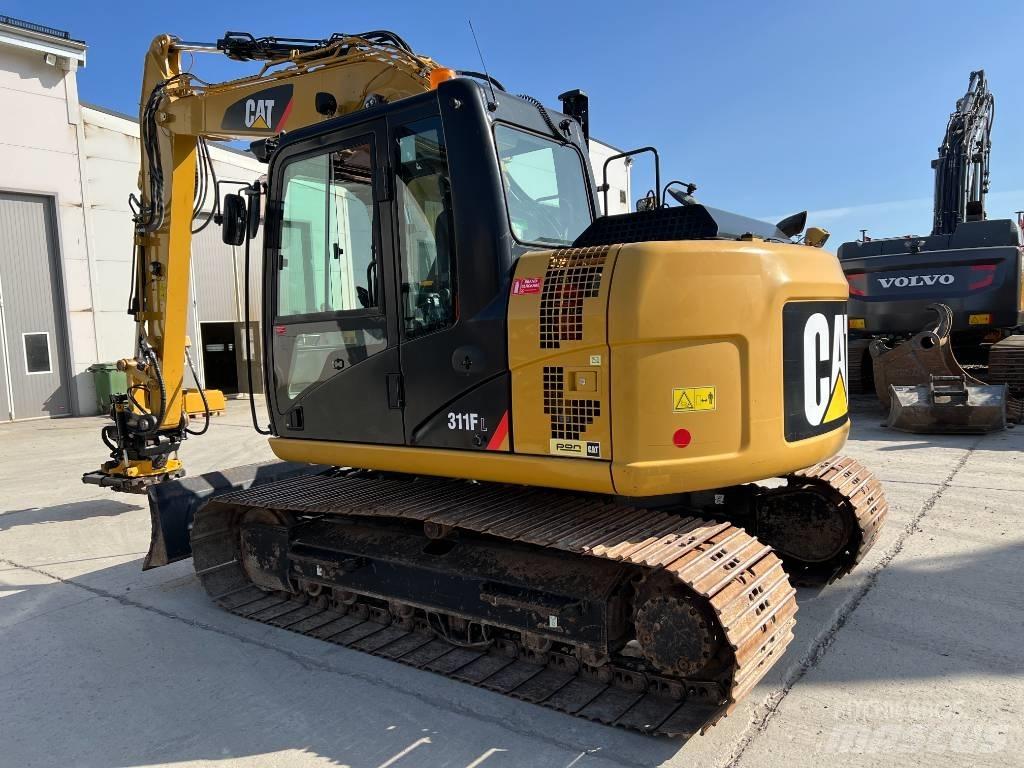 CAT 311 F LRR Beltegraver