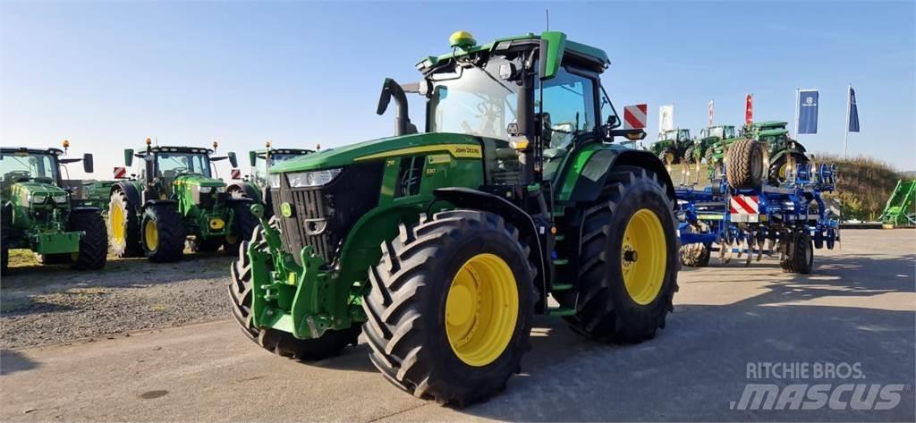 John Deere 7R 330 Traktorer