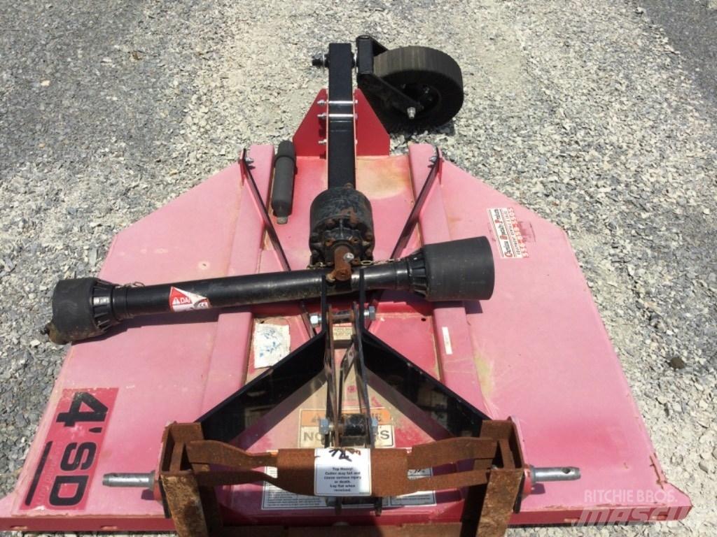 Mahindra MAH-4 Beitepussere og toppkuttere