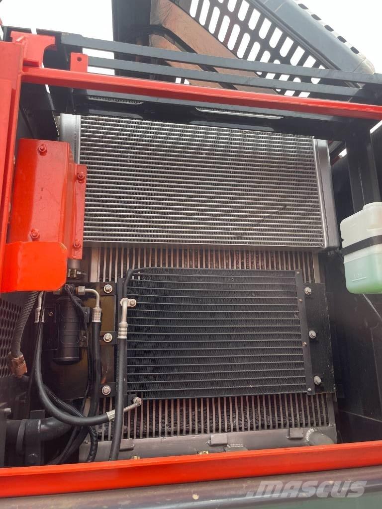 Doosan DX225LCA Beltegraver