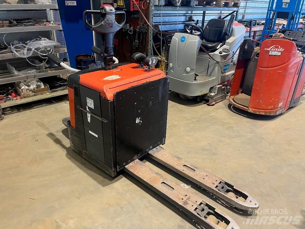 BT LPE 240 / M Ledestablere