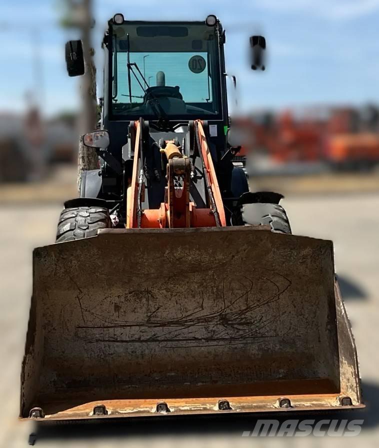 Komatsu WA 80-6 Hjullastere