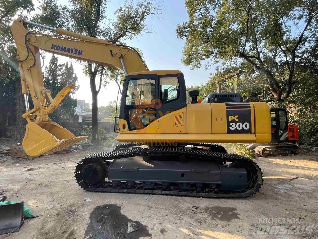 Komatsu PC 300 Beltegraver
