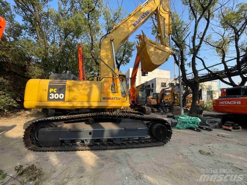 Komatsu PC 300 Beltegraver