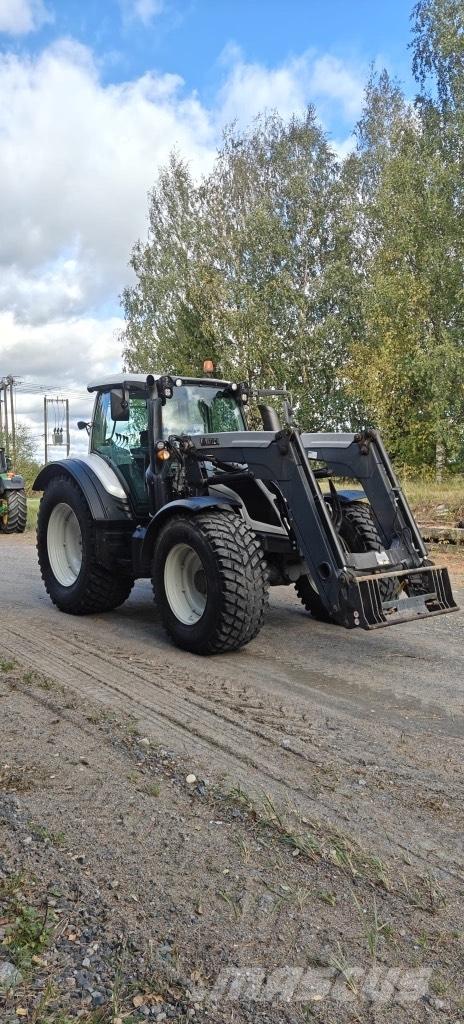 Valtra N 154 A Traktorer