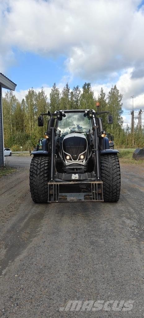Valtra N 154 A Traktorer