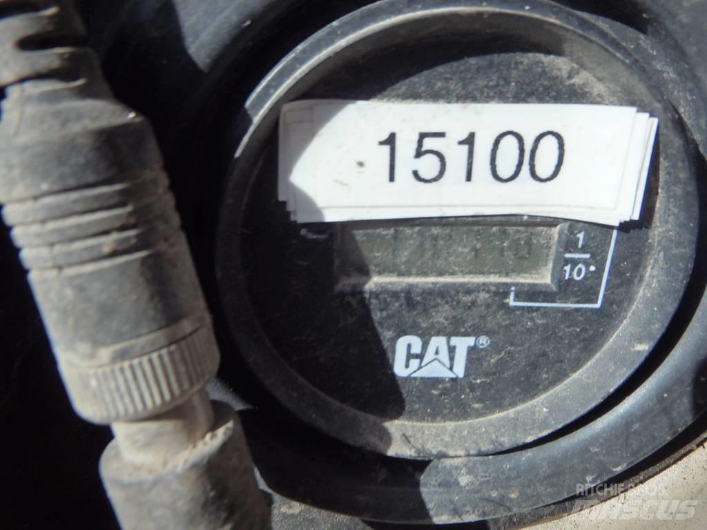CAT M 313 C 4x4 Hjulgravere