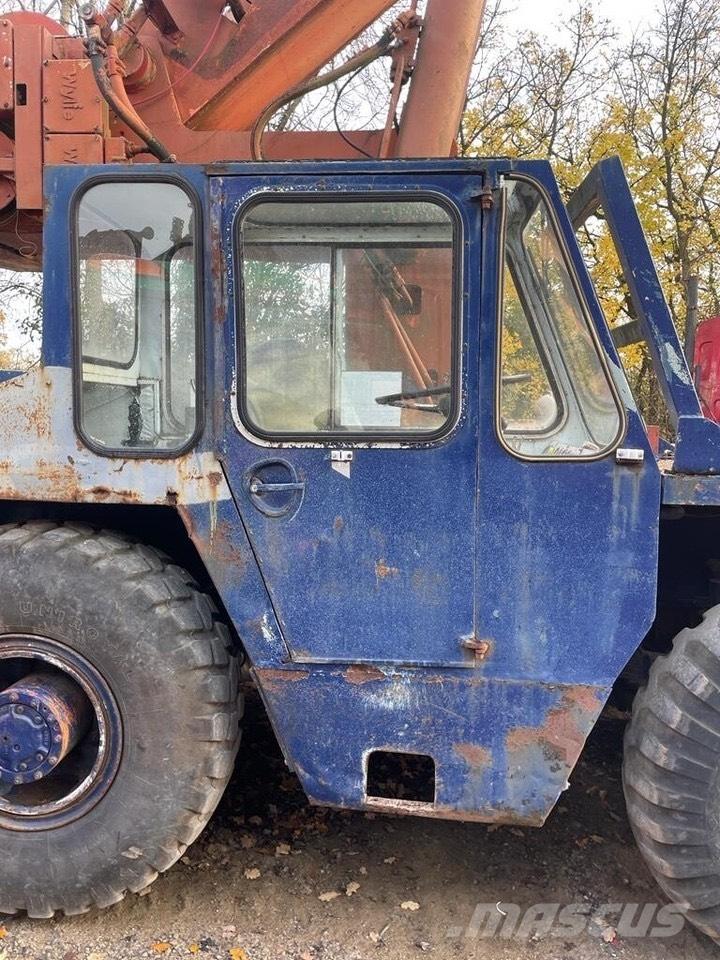 Ransomes Rapier HF17 Andre kraner