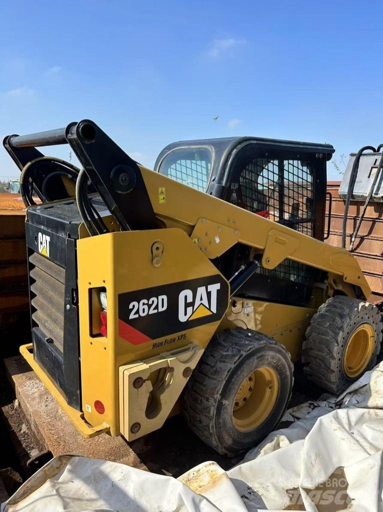 CAT 262 D Kompaktlastere