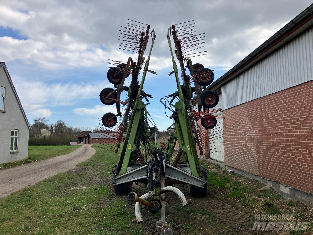 CLAAS Liner 3500 Raker og høyvendere