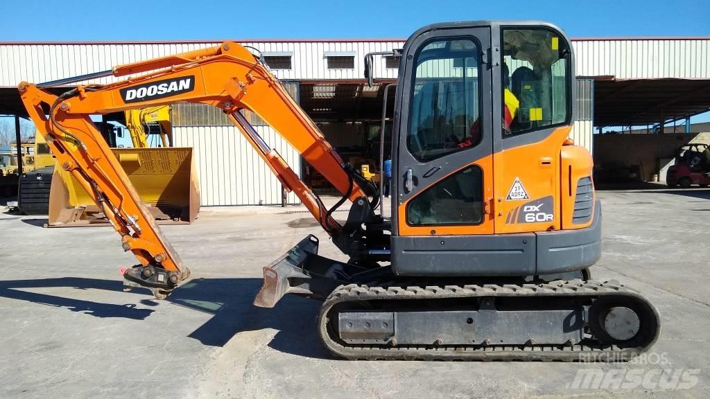 Doosan DX 60 R Minigravere <7t