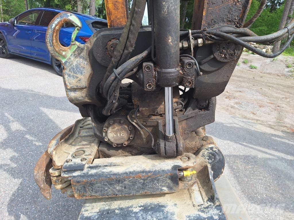 JCB JZ 140 LC Beltegraver