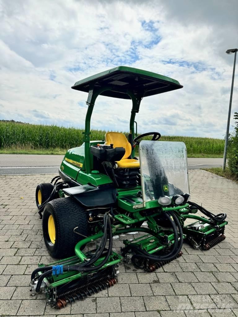 John Deere 8700 A Fairway klippere