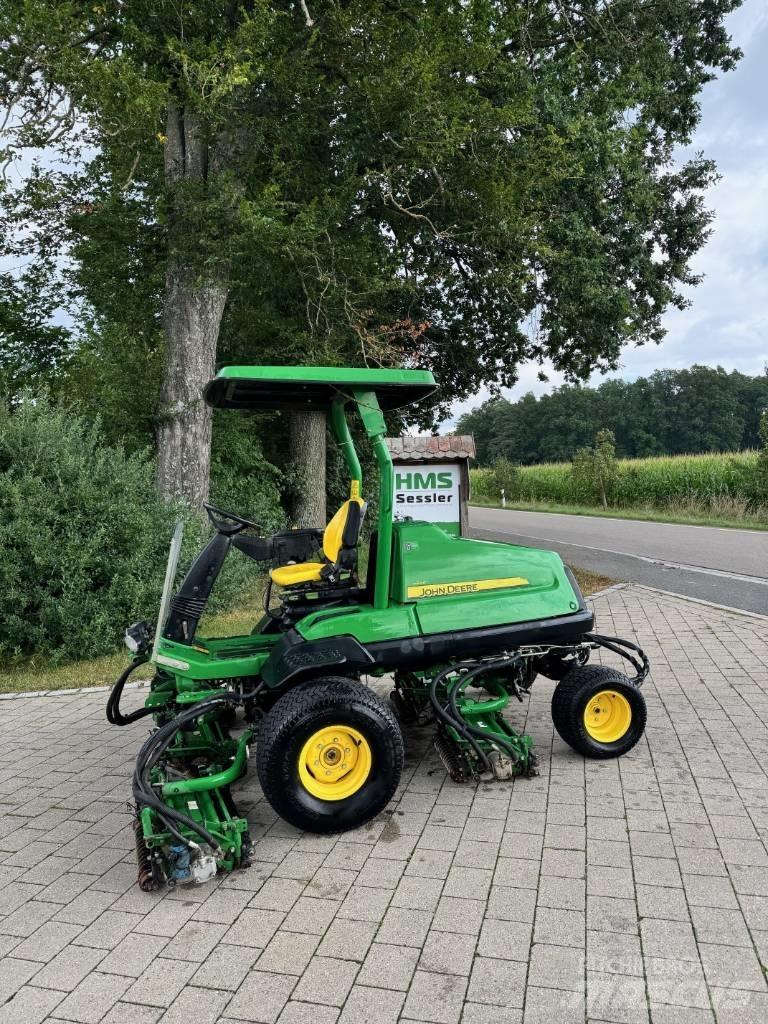 John Deere 8700 A Fairway klippere