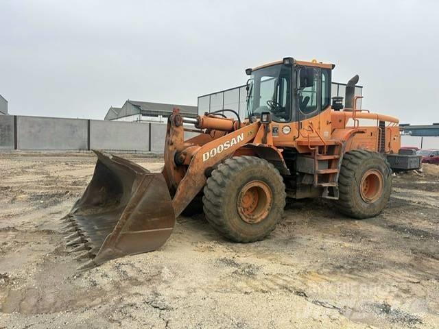 Doosan DL 300 Hjullastere