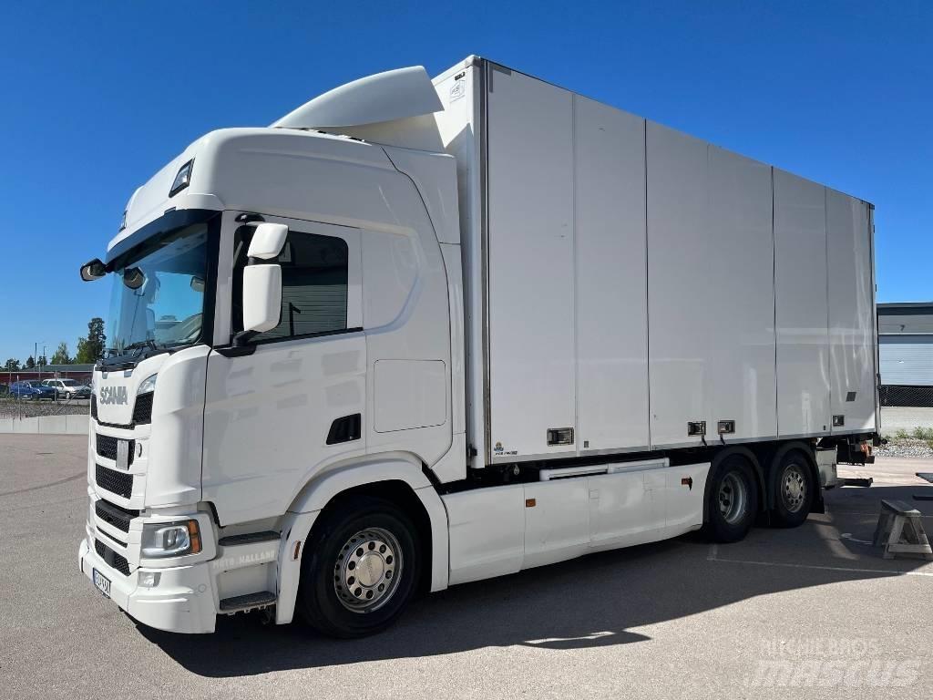Scania R450B6X2*4NB Skapbiler Frys/kjøl/varme