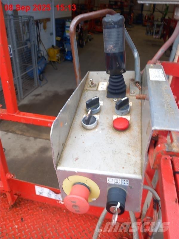 SkyJack SJ 8841 RT Sakselifter