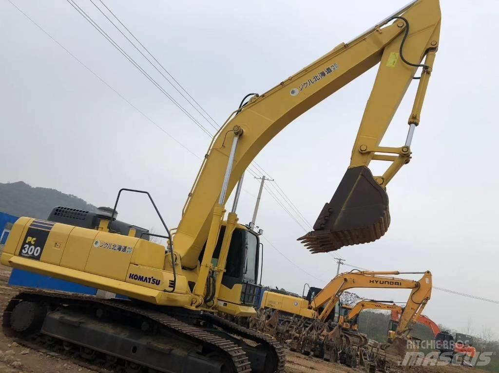 Komatsu 300-7 Beltegraver