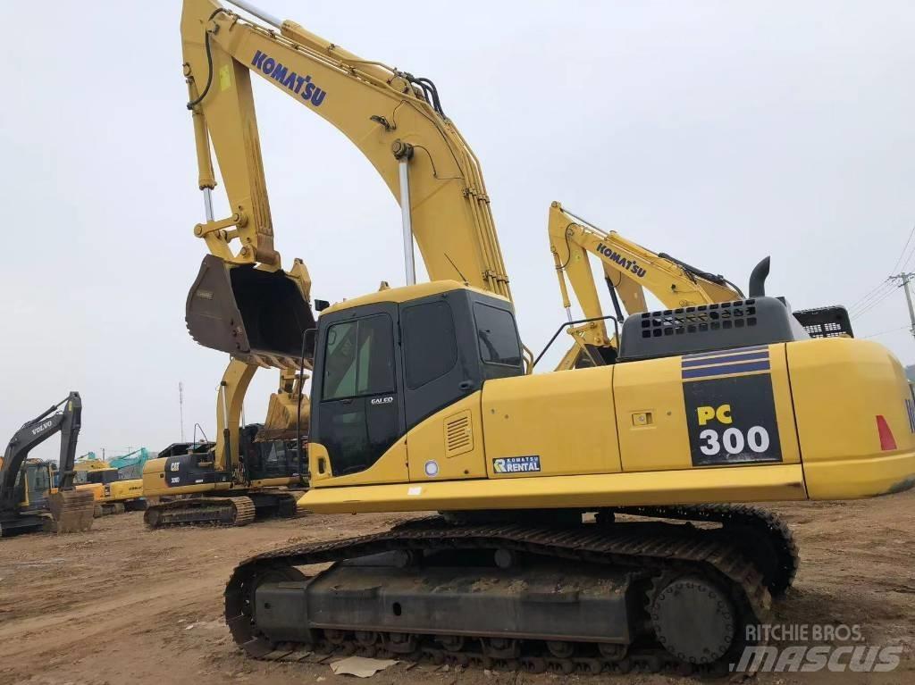 Komatsu 300-7 Beltegraver