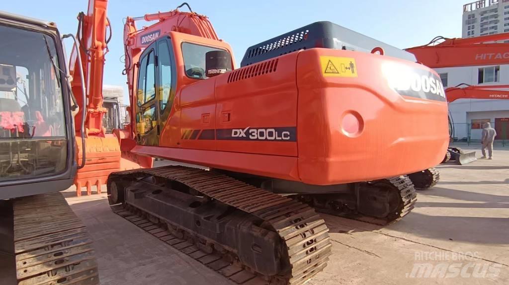 Doosan DX 300 LC Beltegraver