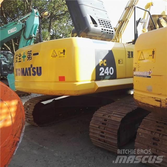 Komatsu PC 240 Beltegraver