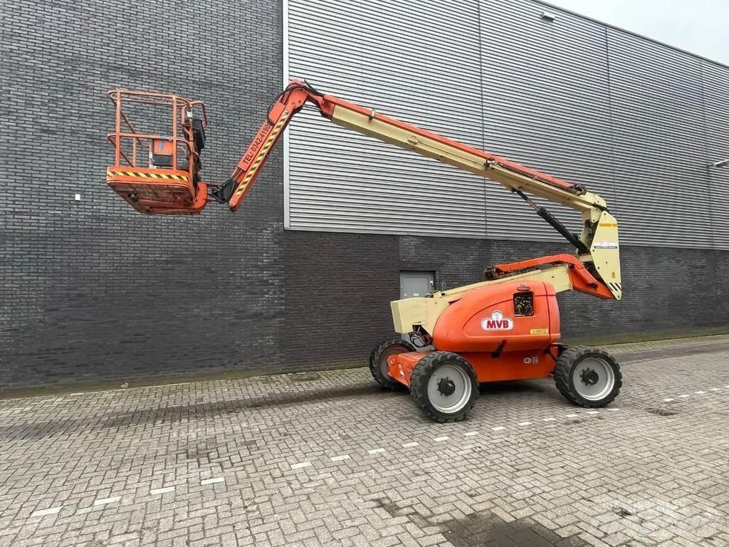 JLG 600AJ Teleskop bomlifter