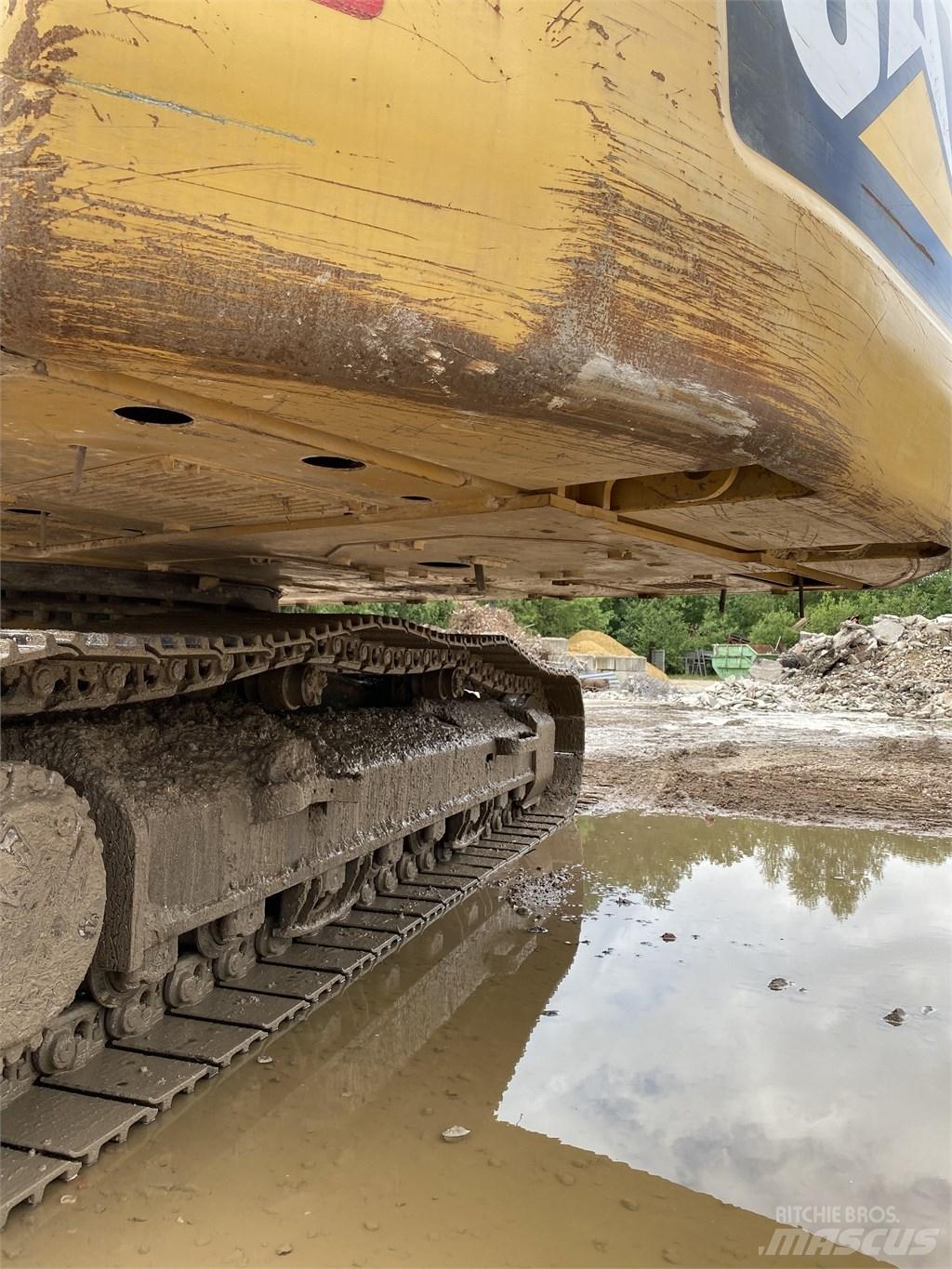 CAT 326 FLN Beltegraver