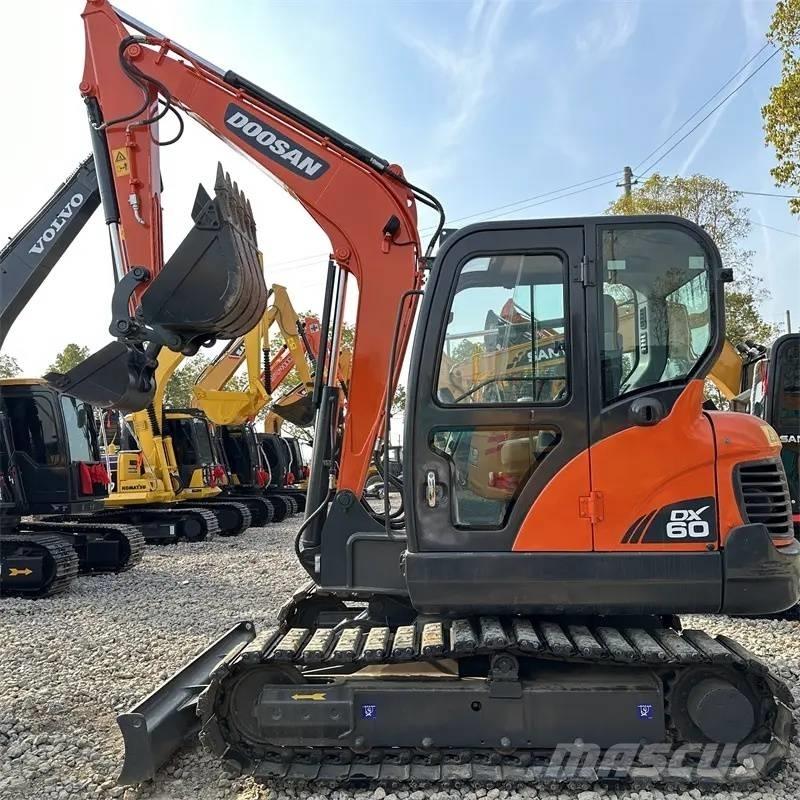 Doosan DX 60 Beltegraver