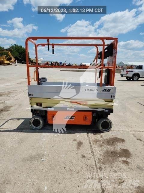 JLG 1930ES Sakselifter