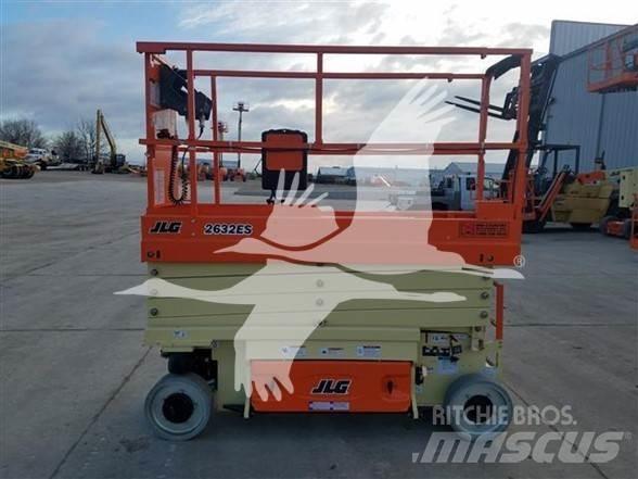 JLG 2632ES Sakselifter