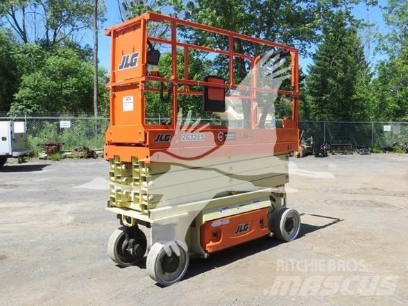 JLG 2632ES Sakselifter