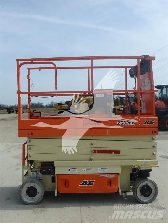 JLG 2632ES Sakselifter