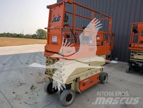 JLG 2632ES Sakselifter