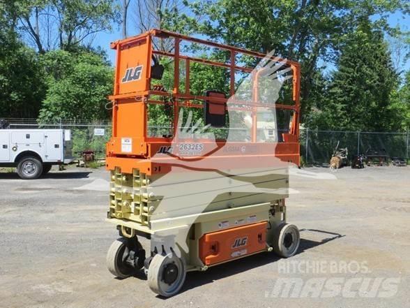 JLG 2632ES Sakselifter