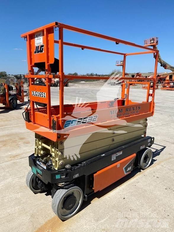 JLG 2632ES Sakselifter