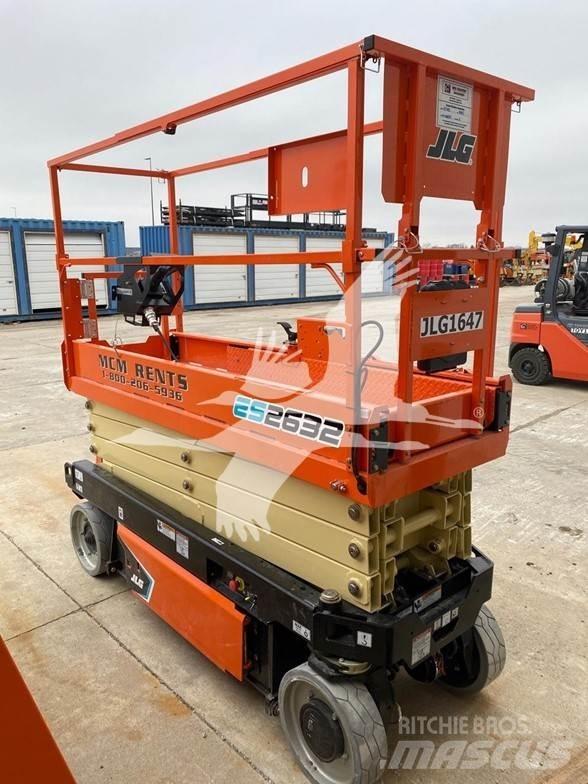 JLG 2632ES Sakselifter