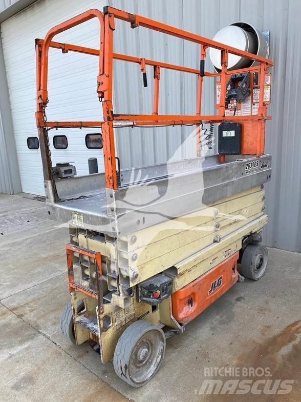 JLG 2632ES Sakselifter