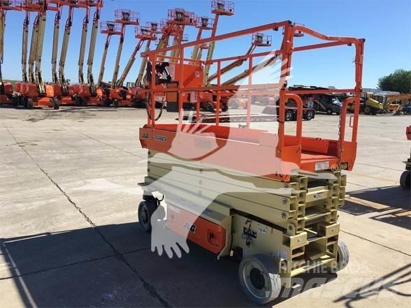 JLG 2646ES Sakselifter