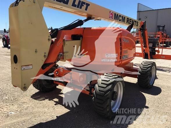 JLG 600AJ Leddede bomlifter