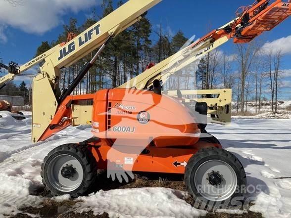 JLG 600AJ Leddede bomlifter